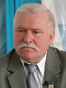 Retrato Lech Wałęsa - Por MEDEF - Flickr, CC BY-SA 2.0, https://commons.wikimedia.org/w/index.php?curid=10010548